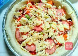 Red sausage pizza recipe 4