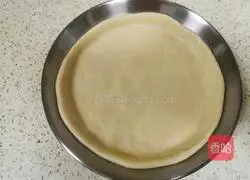 Homemade prawn pizza recipe 10