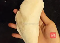 Homemade baby pizza Illustration of how to do it 3