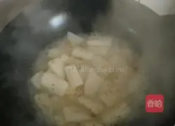 Illustration of how to make sesame and osmanthus yam tablets 8