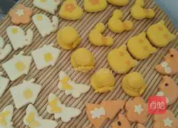 Illustration of how to make vegetable cartoon steamed buns 6