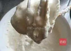 Illustration of how to make noodles with crabs 3