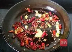 Pictures of how to make spicy chicken 10