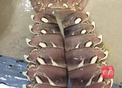 Illustration of how to cook Australian lobster 6