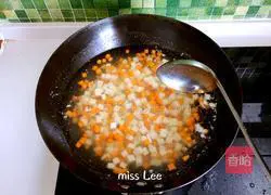 Illustration of how to make home-style noodles 10