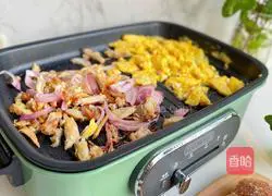 Illustration of making ciabatta sandwich 8