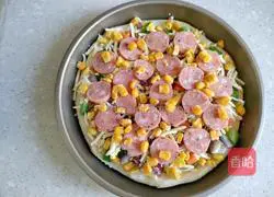 Vegetable ham pizza recipe illustration 7