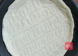 Illustration of how to make fruit sausage pizza 4