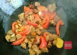 Tomato Beef Vermicelli Soup Recipe Illustration 6