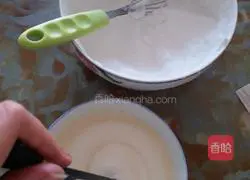 Illustration of how to steam cake in rice cooker 5