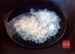 Illustration of how to make pearl dumpling egg drop soup 5