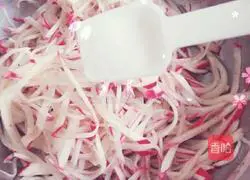 Illustration of how to make crispy radish balls 2