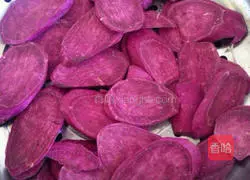 Illustration of how to make purple potato cheese pearl balls 3