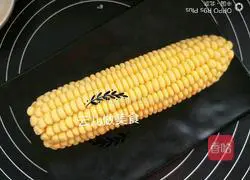 Illustration of how to make simulated corn mousse cake 14