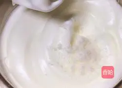 Illustration of how to make eight-inch chiffon cake 5