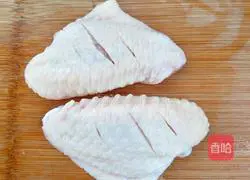 Illustration of how to make mouth-watering Coke Chicken Wings 1