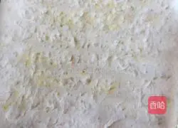 Illustration of how to make cheese, sausage and ham pizza 2