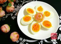 Rice Rice Illustration of how to make braised eggs in a pot 8