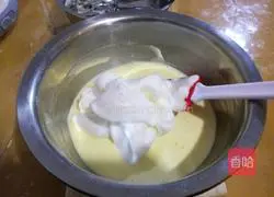 Illustration of how to make strawberry cream scallops 11