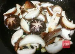 Illustration of how to make braised rapeseed with soy sauce mushrooms 9