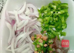 Illustration of how to make Italian pizza 2