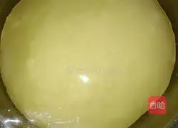 Illustration of how to make oil-free bread 1