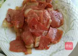 Illustration of how to make fried bell peppers with bacon 3