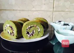 Illustration of Matcha Honey Bean Cake Roll 15