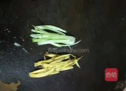 Illustration of how to make salted crispy chicken 4