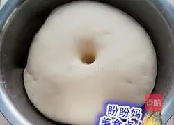 Illustration of how to make old bread 8