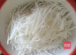 Illustration of how to make white radish meatballs 2