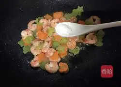 Illustration of how to make assorted shrimps 6