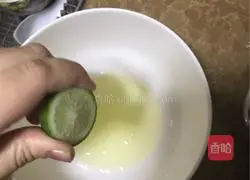 Illustration of how to make complementary food cakes 6