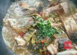 Illustration of home-made pickled fish 5