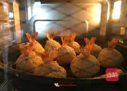 Illustration of how to make potato and anchovy shrimp balls 4