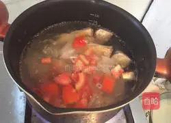 Illustration of how to make fish in sour soup 8