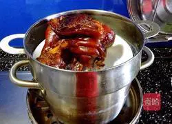 Illustration of how to make Dongpo elbow to attract wealth 20