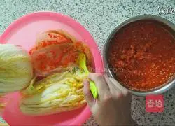 Illustration of how to make authentic Northeastern pickles and spicy cabbage 10