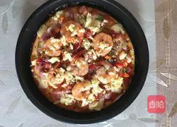 Illustration of how to make eight-inch shrimp pizza 10