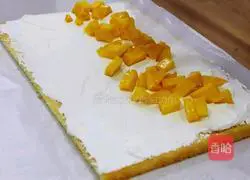 Illustration of how to make strawberry floating cloud roll 19