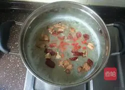 Recipe for Lily, Red Date, Wolfberry and Tremella Soup 4