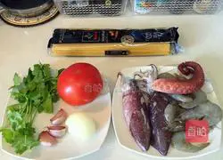 Illustration of how to make seafood pasta 1