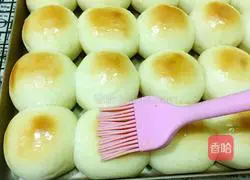 Illustration of how to make milk-flavored buns 14