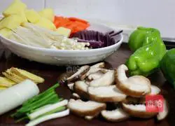 Illustration of how to make braised chicken and rice 4