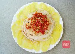 Illustration of how to make garlic vermicelli and baby cabbage 11