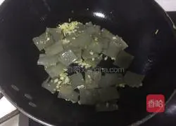 Illustration of how to make stir-fried double peppers 5