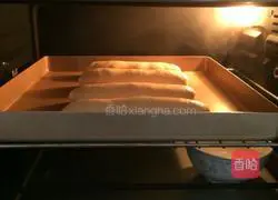 Illustration of how to make chive cheese bread 10