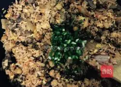 Illustration of how to make beef and kimchi fried rice 6