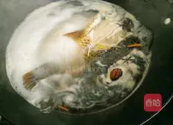 Illustration of how to make spicy and sour fish soup 7