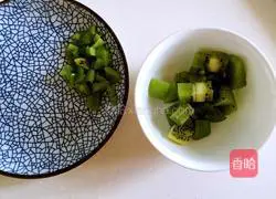 Illustration of how to make cream cake 3